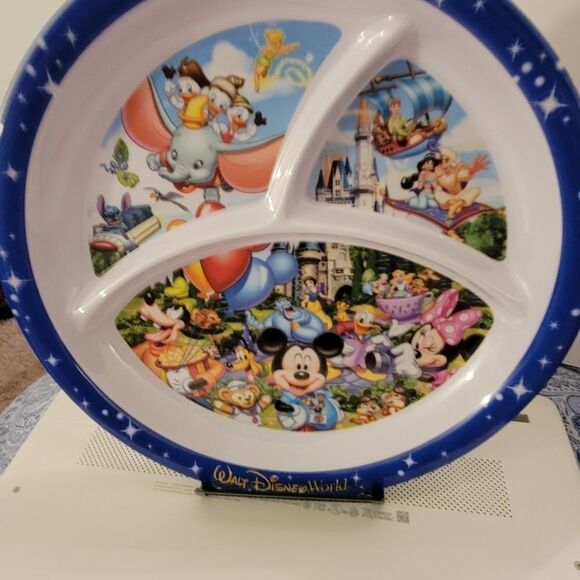 BRAND NEW WORLD DISNEY PLATES - Picture 3 of 15